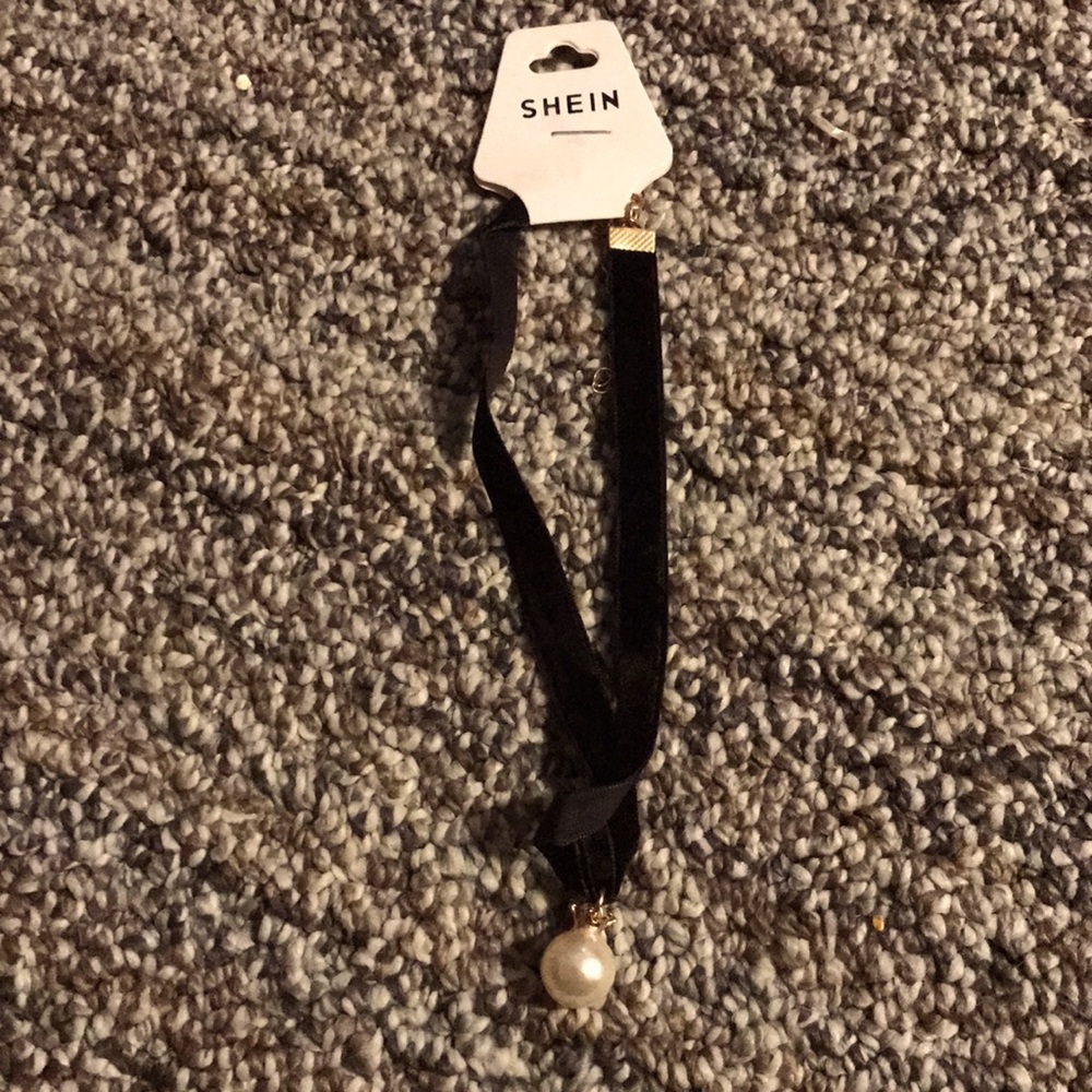 SHEIN Choker